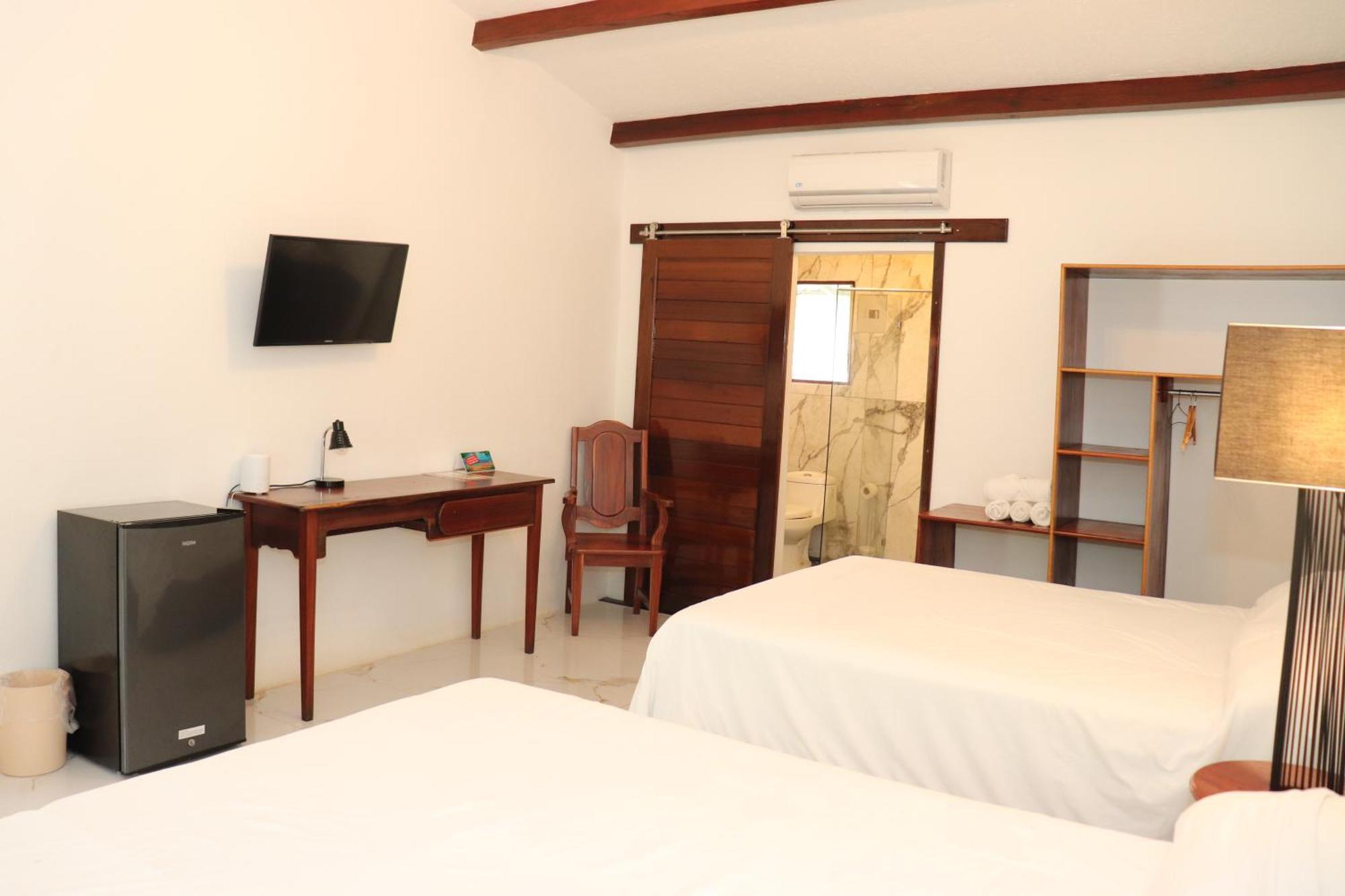 Hotel Samoa Del Sur Golfito Exterior photo